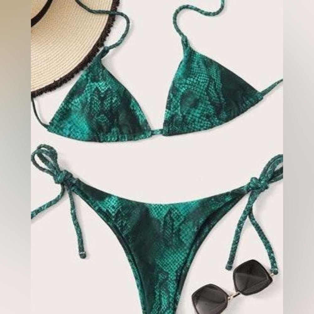 Shein Green Snake Print Bikini Set